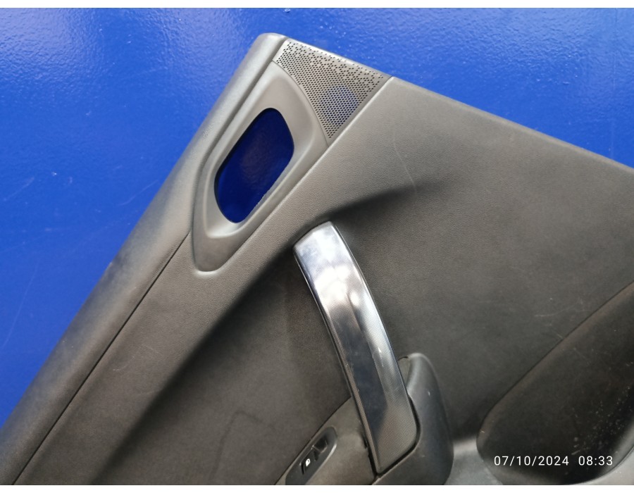 Recambio de guarnecido puerta trasera izquierda para peugeot 2008 (--.2013) 1.2 12v e-thp referencia OEM IAM 96763550ZD  