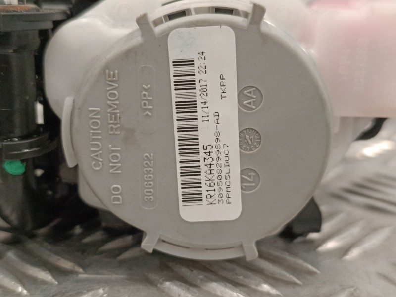 Recambio de cinturon seguridad delantero derecho para seat ateca (kh7) 1.6 tdi referencia OEM IAM 3066322  