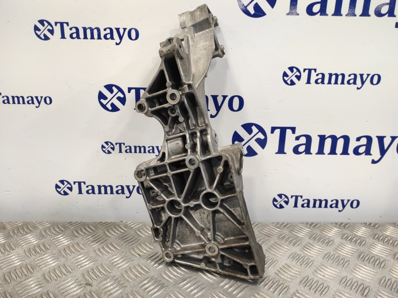 Recambio de soporte alternador para dodge caliber 2.0 16v crd cat referencia OEM IAM 03G903143E  