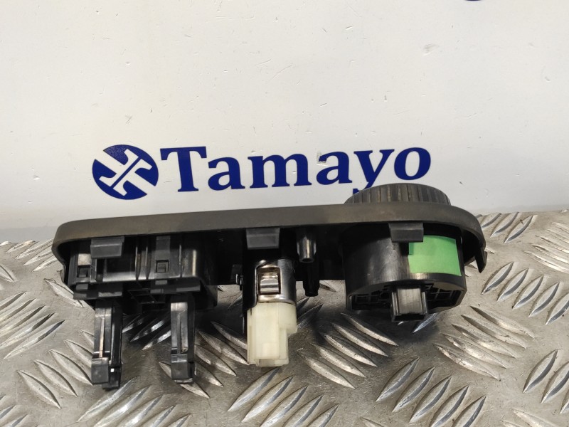Recambio de mando multifuncion para dacia duster 1.5 dci diesel fap cat referencia OEM IAM 251630024R  