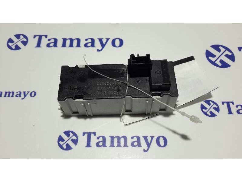 Recambio de pantalla multifuncion para peugeot 308 referencia OEM IAM 9664644180  