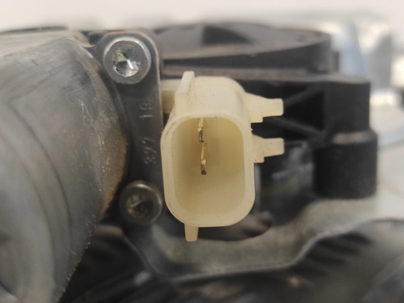 Recambio de elevalunas delantero izquierdo para mercedes-benz sprinter iii furgón fwd referencia OEM IAM   