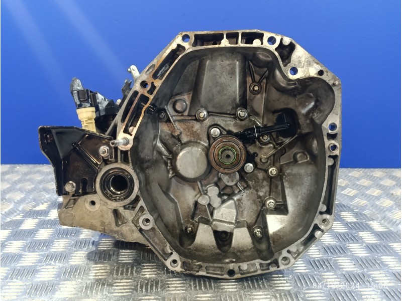 Recambio de caja cambios para dacia logan 1.5 dci diesel cat referencia OEM IAM JR5166  