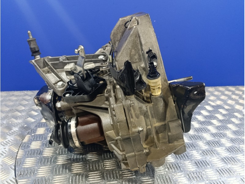 Recambio de caja cambios para dacia logan 1.5 dci diesel cat referencia OEM IAM JR5166  
