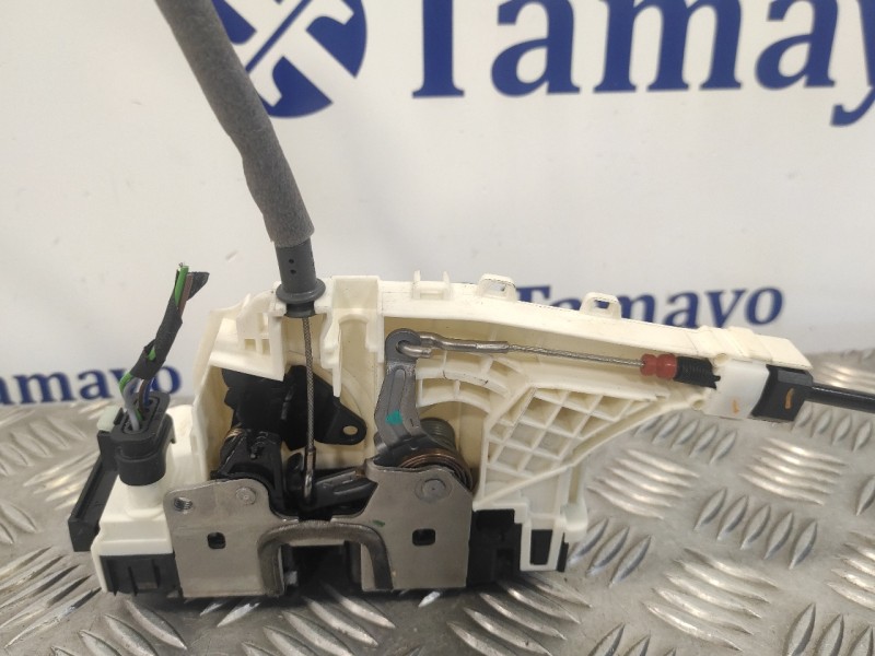 Recambio de cerradura puerta delantera izquierda para mercedes-benz sprinter iii furgón fwd referencia OEM IAM   