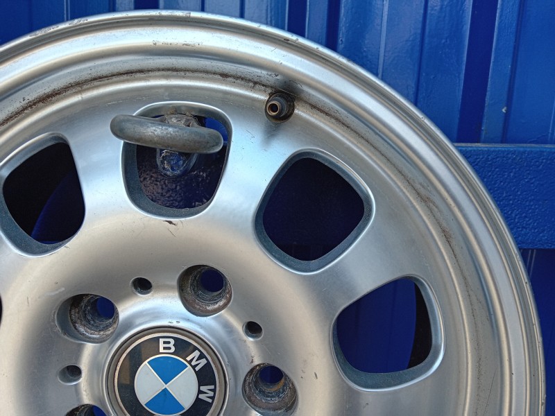 Recambio de llanta para bmw serie 3 berlina (e46) referencia OEM IAM 1094499  