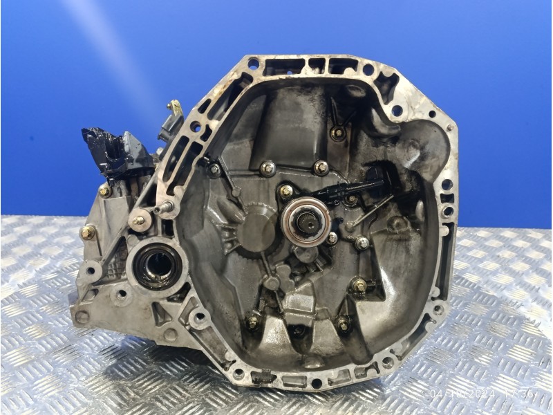 Recambio de caja cambios para renault clio iii 1.4 16v referencia OEM IAM JH3177  