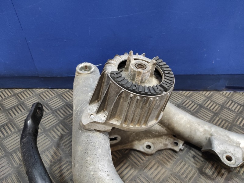 Recambio de puente delantero para mercedes-benz clase c (w204) berlina 2.2 cdi cat referencia OEM IAM   