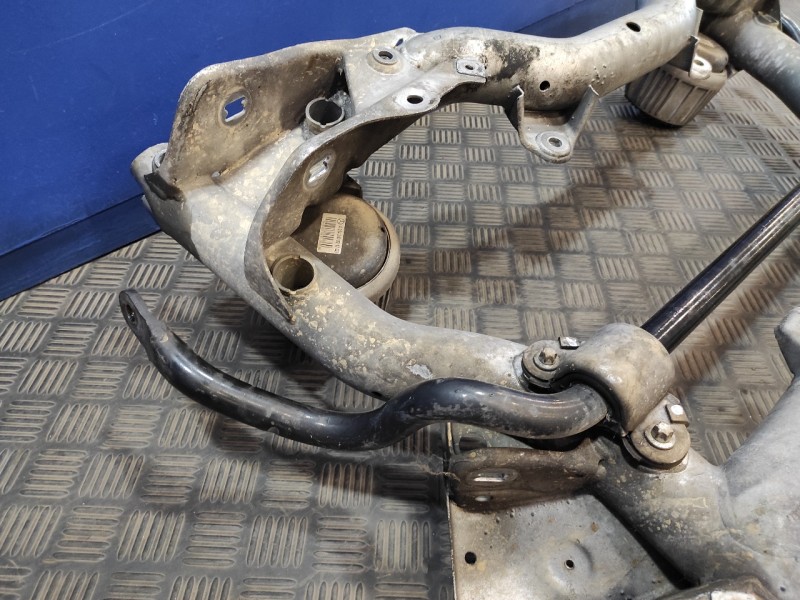 Recambio de puente delantero para mercedes-benz clase c (w204) berlina 2.2 cdi cat referencia OEM IAM   