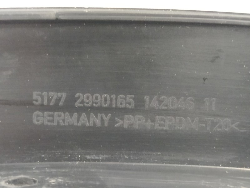 Recambio de aletin delantero izquierdo para bmw x1 (e84) xdrive 23d referencia OEM IAM 51772990165  