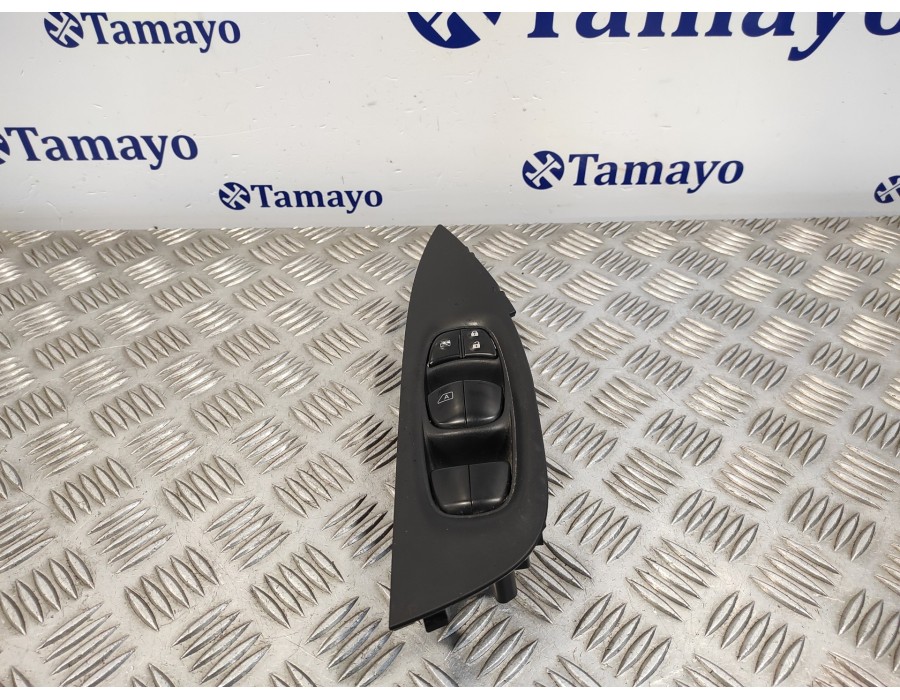 Recambio de mando elevalunas delantero izquierdo para nissan qashqai (j11) 1.6 dci turbodiesel cat referencia OEM IAM 809614EH0A