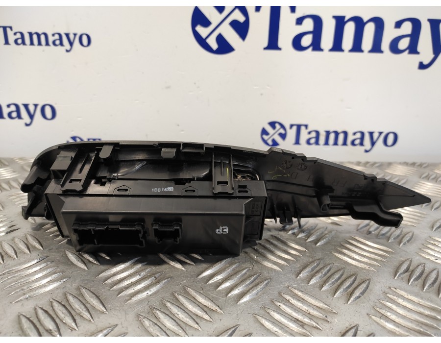 Recambio de mando elevalunas delantero izquierdo para nissan qashqai (j11) 1.6 dci turbodiesel cat referencia OEM IAM 809614EH0A