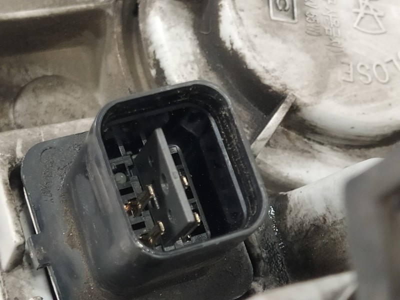 Recambio de faro derecho para hyundai coupe (rd) 1.6 16v cat referencia OEM IAM 1013698  