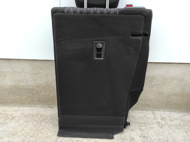 Recambio de asientos traseros para opel mokka referencia OEM IAM   