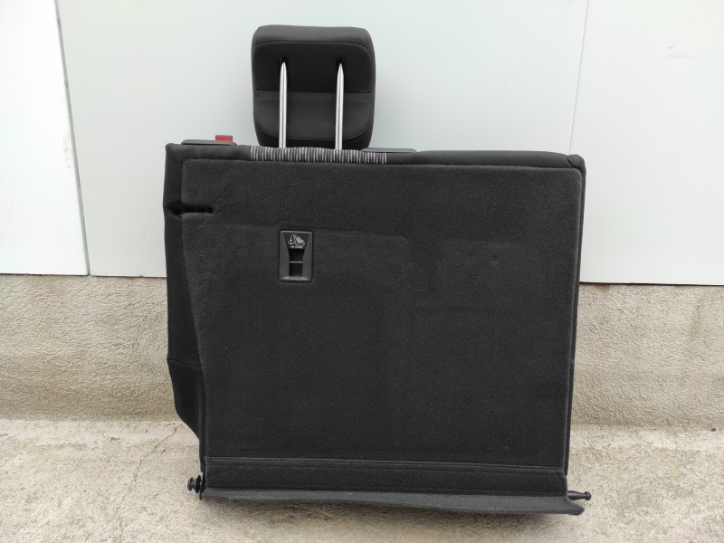 Recambio de asientos traseros para opel mokka referencia OEM IAM   