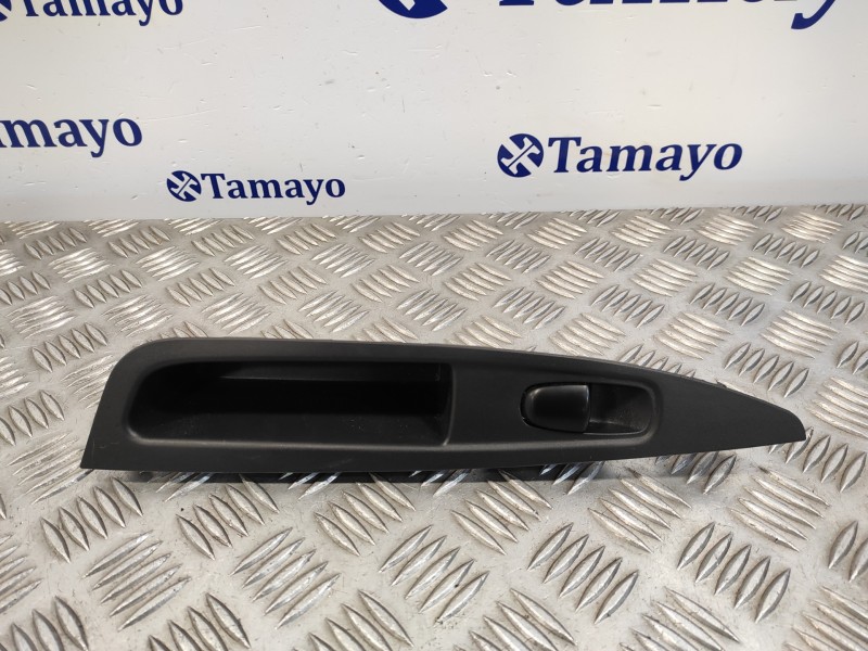 Recambio de mando elevalunas trasero derecho para nissan qashqai (j11) 1.6 dci turbodiesel cat referencia OEM IAM 829604EA0AX  