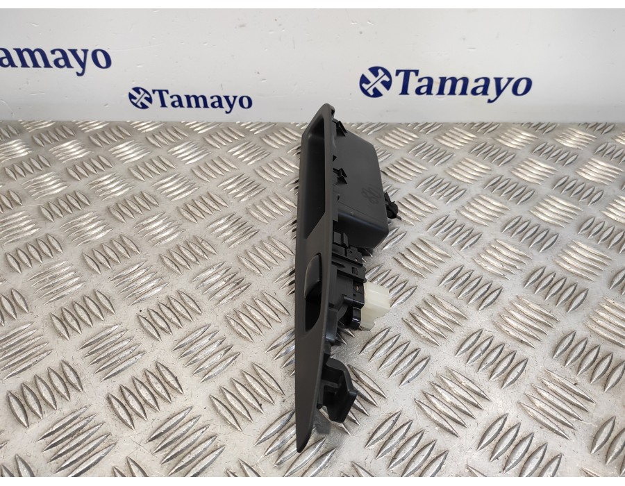 Recambio de mando elevalunas trasero derecho para nissan qashqai (j11) 1.6 dci turbodiesel cat referencia OEM IAM 829604EA0AX  
