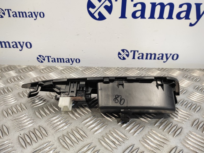 Recambio de mando elevalunas trasero derecho para nissan qashqai (j11) 1.6 dci turbodiesel cat referencia OEM IAM 829604EA0AX  