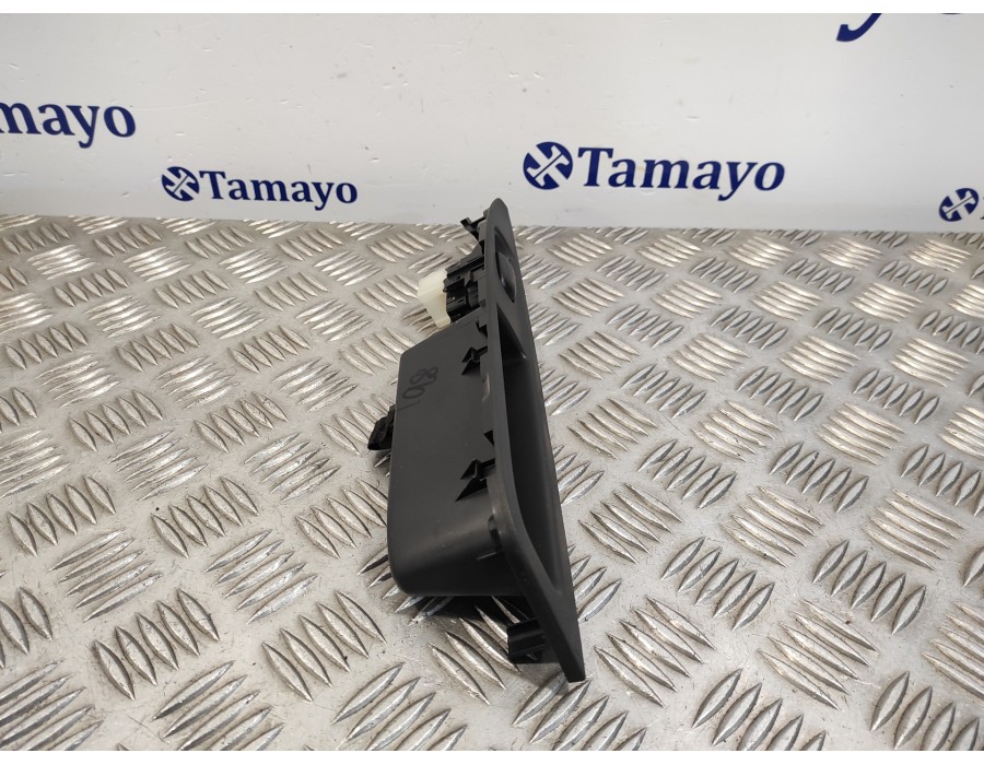 Recambio de mando elevalunas trasero derecho para nissan qashqai (j11) 1.6 dci turbodiesel cat referencia OEM IAM 829604EA0AX  