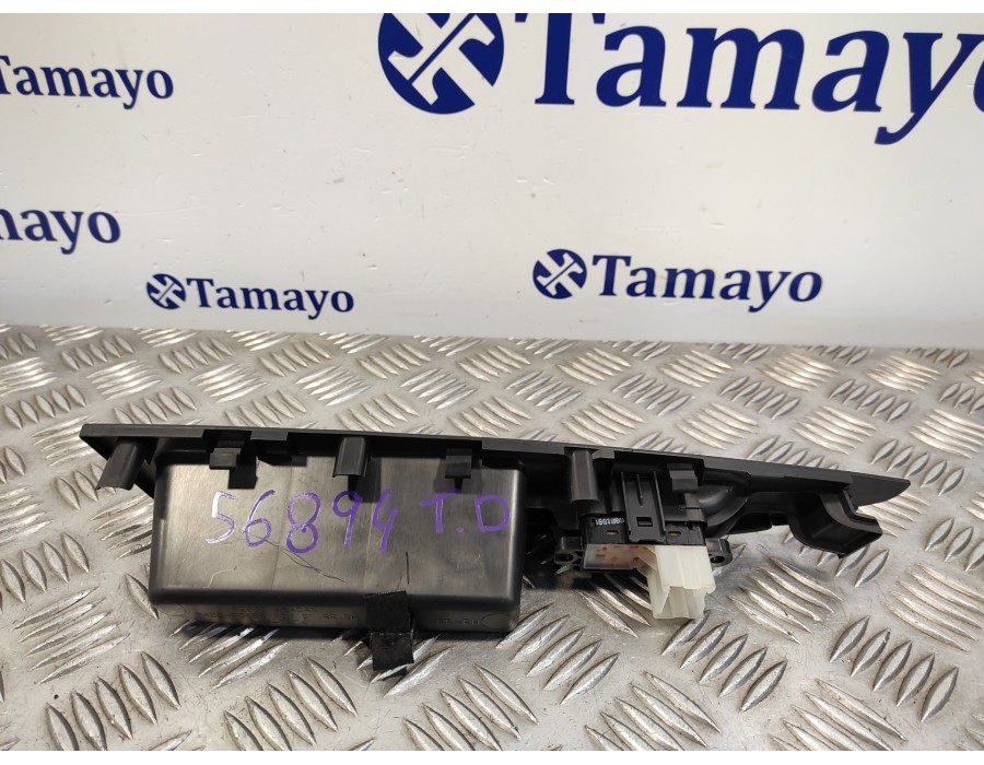 Recambio de mando elevalunas trasero derecho para nissan qashqai (j11) 1.6 dci turbodiesel cat referencia OEM IAM 829604EA0AX  