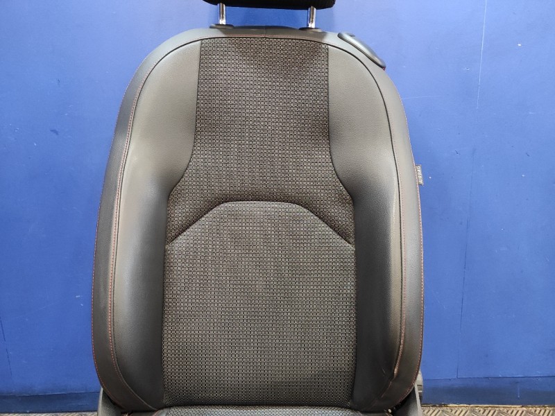 Recambio de asiento delantero izquierdo para seat leon sc (5f5) 2.0 tdi referencia OEM IAM   