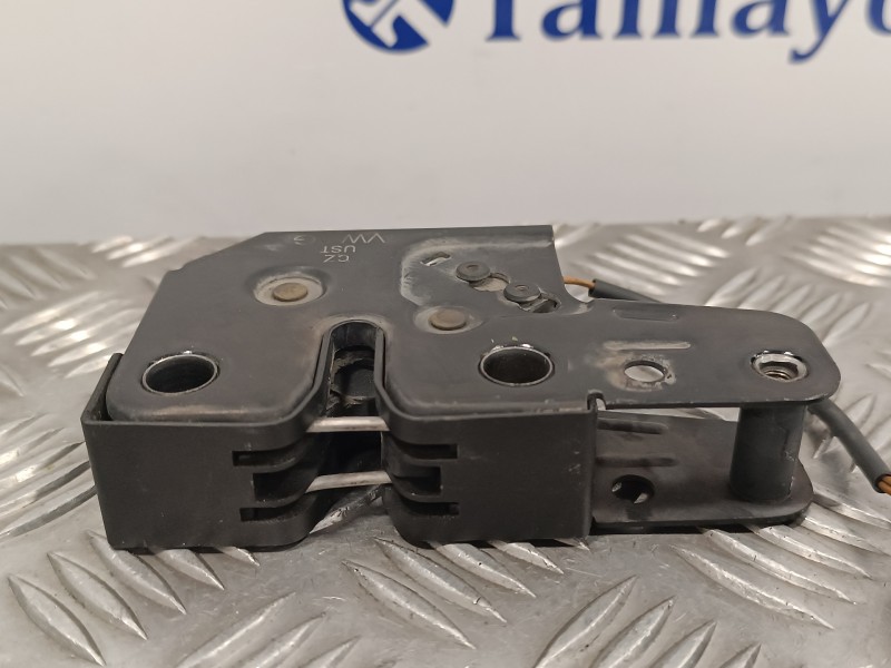 Recambio de cerradura capot para volkswagen polo (6r1) 1.4 fsi referencia OEM IAM 6Q0823509D  