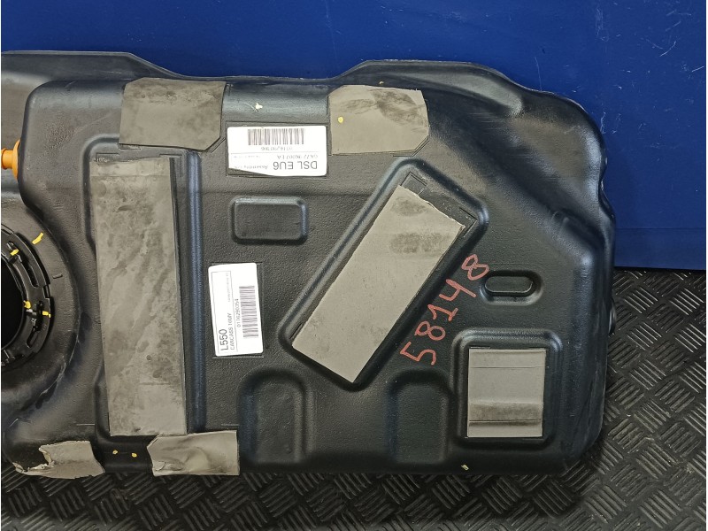 Recambio de deposito combustible para land rover discovery sport referencia OEM IAM GK729K007EA A047159 GK729K007GA