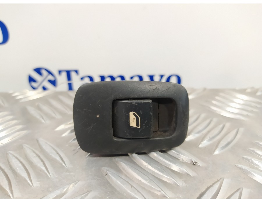 Recambio de mando elevalunas trasero derecho para mazda 626 berlina (gf) 2.0 16v cat referencia OEM IAM 96639378ZD  