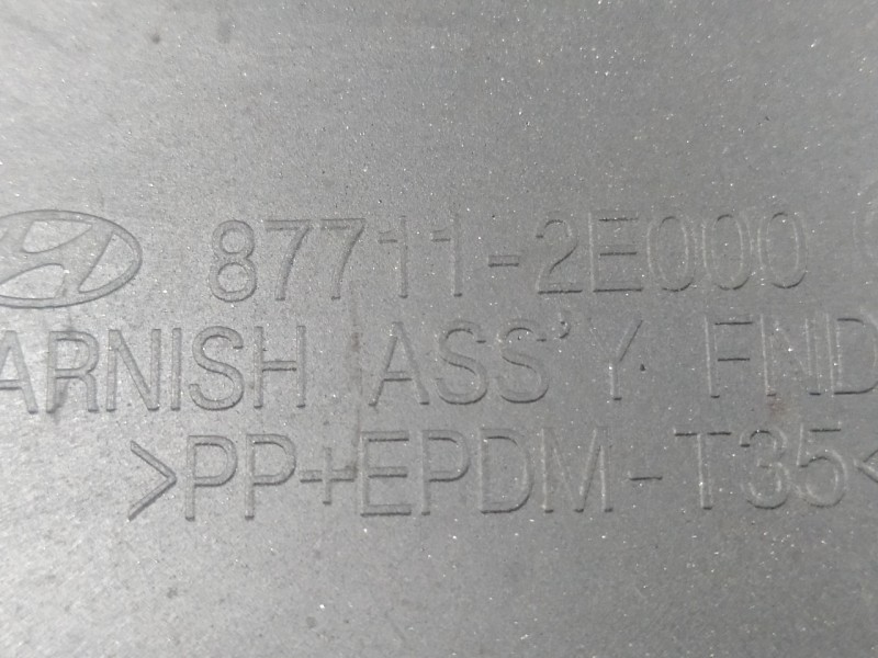 Recambio de aletin delantero izquierdo para hyundai tucson (jm) referencia OEM IAM 877112E000  