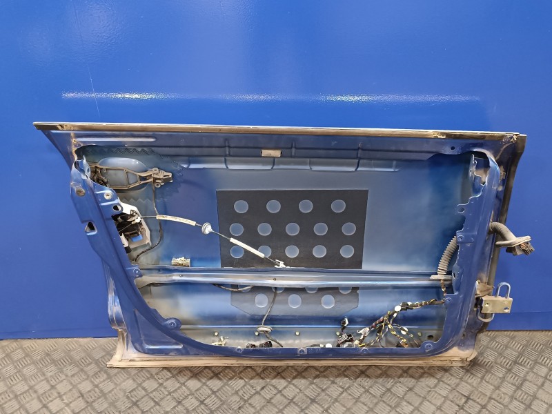 Recambio de puerta delantera izquierda para volkswagen touareg (7la) 5.0 v10 tdi cat (ayh) referencia OEM IAM   