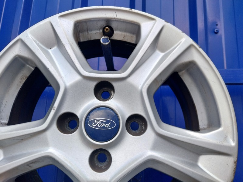 Recambio de llanta para ford tourneo courier (c4a) referencia OEM IAM ET75-1007-AB  
