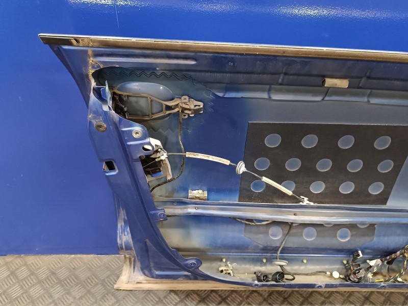 Recambio de puerta delantera izquierda para volkswagen touareg (7la) 5.0 v10 tdi cat (ayh) referencia OEM IAM   