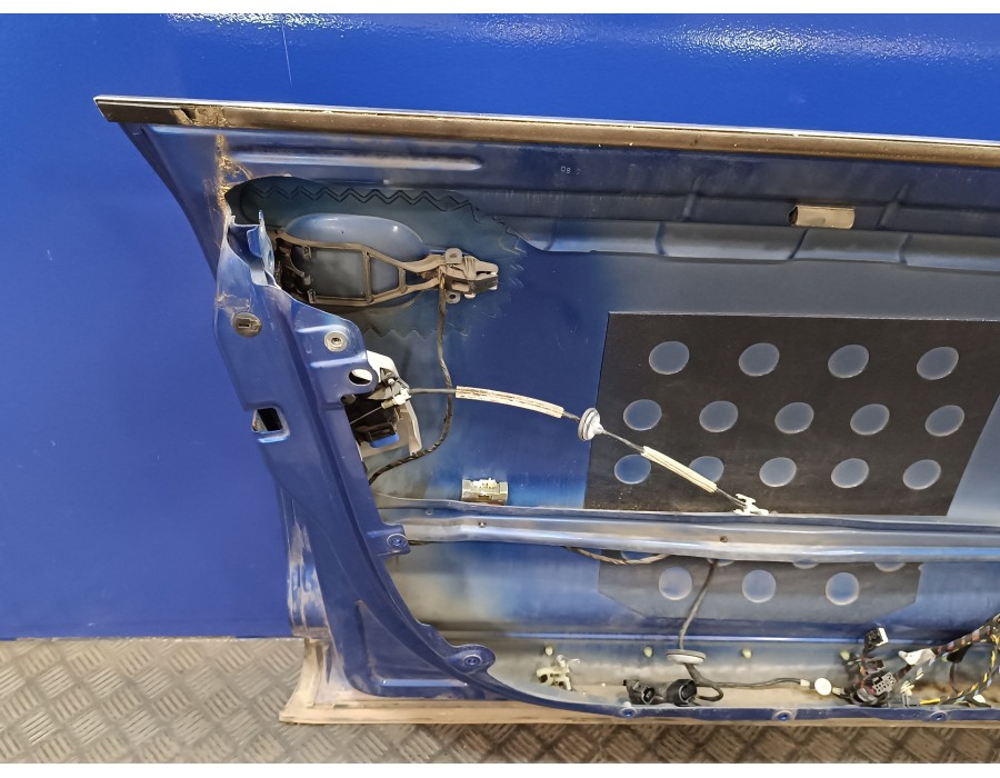 Recambio de puerta delantera izquierda para volkswagen touareg (7la) 5.0 v10 tdi cat (ayh) referencia OEM IAM   