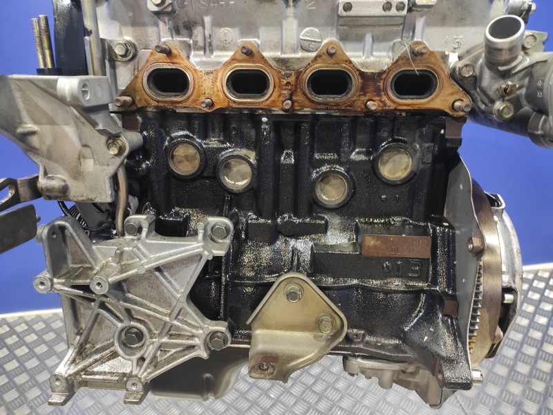 Recambio de motor completo para mitsubishi space star (dg0) 1.3 cat referencia OEM IAM 4G13  