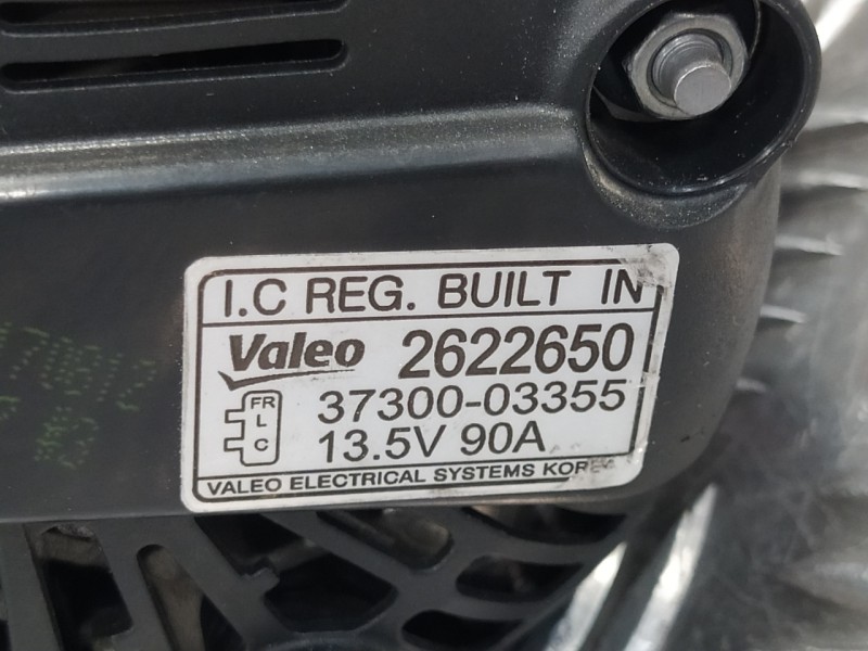 Recambio de alternador para hyundai i20 1.2 16v cat referencia OEM IAM 2622650  3730003355