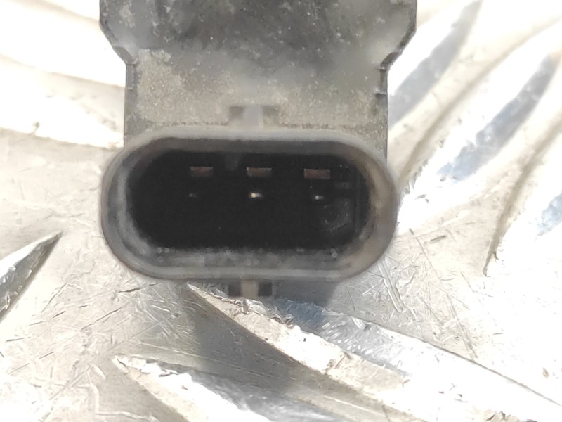 Recambio de sensor aparcamiento delantero para bmw serie 5 lim. (f10) 3.0 referencia OEM IAM 9270495  