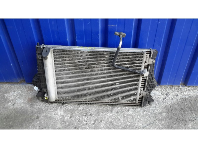 Recambio de intercooler para seat alhambra (7v9) 2.0 tdi referencia OEM IAM 7M3145804  