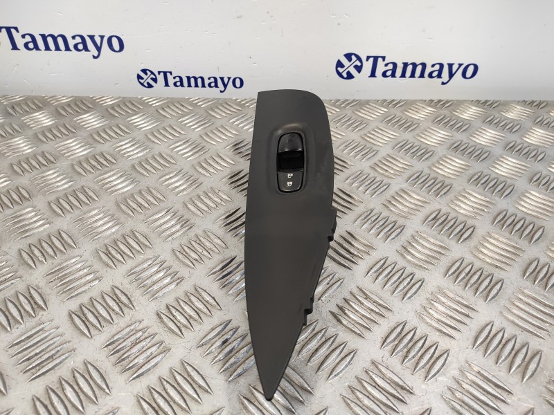 Recambio de mando elevalunas delantero derecho para nissan qashqai (j11) 1.6 dci turbodiesel cat referencia OEM IAM 809604EH0AX 