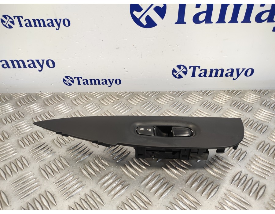 Recambio de mando elevalunas delantero derecho para nissan qashqai (j11) 1.6 dci turbodiesel cat referencia OEM IAM 809604EH0AX 