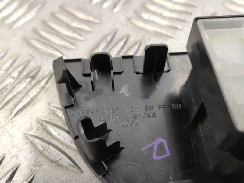 Recambio de mando elevalunas delantero derecho para nissan qashqai (j11) 1.6 dci turbodiesel cat referencia OEM IAM 809604EH0AX 