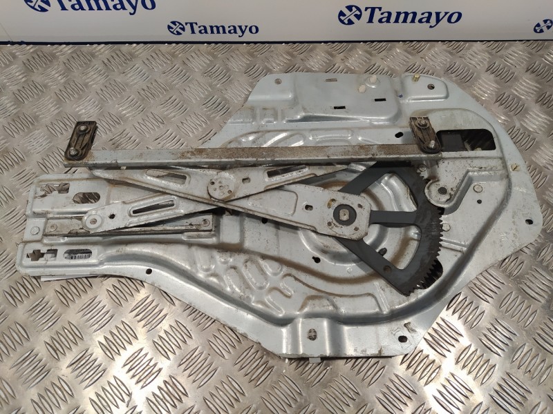 Recambio de elevalunas delantero derecho para hyundai tucson (jm) 2.0 crdi premium 4x4 referencia OEM IAM 824802E010  