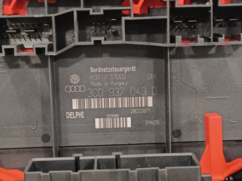 Recambio de caja reles / fusibles para seat leon (1p1) 2.0 tdi referencia OEM IAM 3C0937049D  28022871