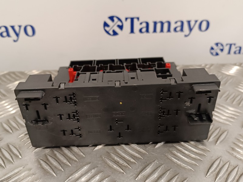 Recambio de caja reles / fusibles para seat leon (1p1) 2.0 tdi referencia OEM IAM 3C0937049D  28022871