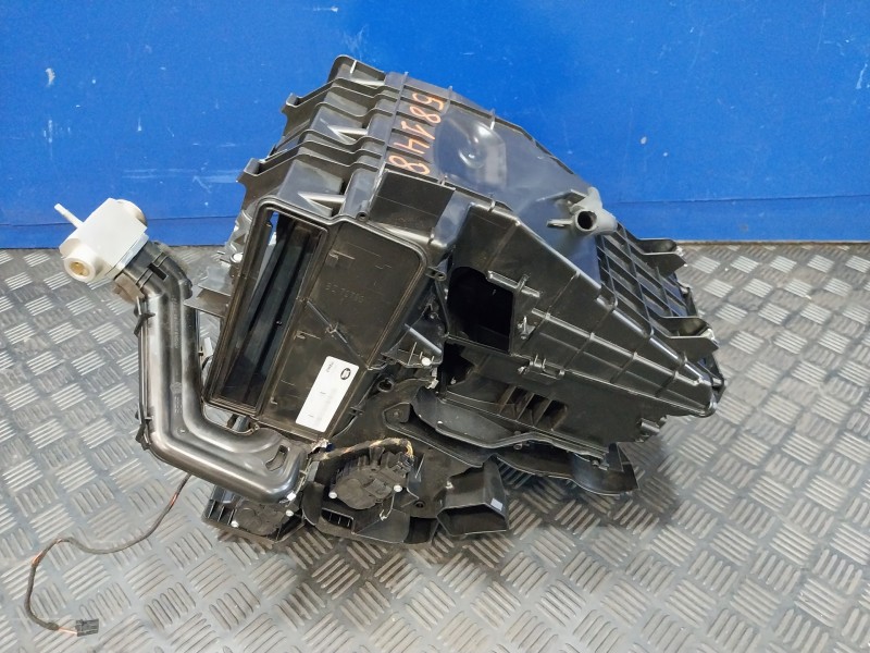 Recambio de calefaccion entera normal para land rover discovery sport referencia OEM IAM FK7219B555CF EC281006 FA992003