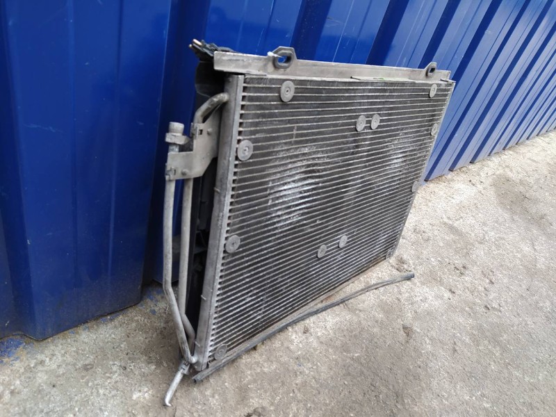 Recambio de electroventilador para mercedes-benz clase c (w202) familiar referencia OEM IAM 2025050288  2025052255