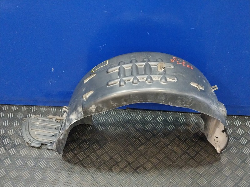 Recambio de plastico paso rueda trasero derecho para toyota proace referencia OEM IAM 9810967880  9812321680