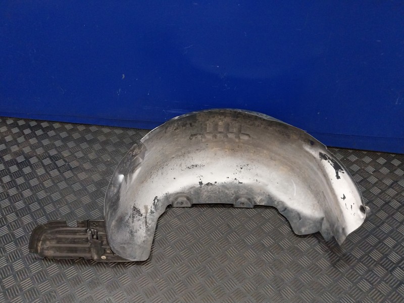 Recambio de plastico paso rueda trasero derecho para toyota proace referencia OEM IAM 9810967880  9812321680