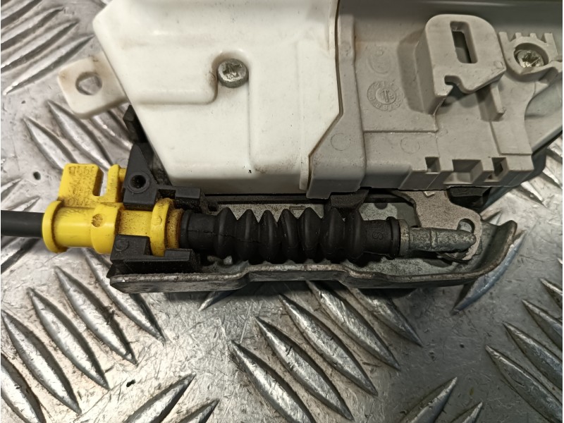 Recambio de cerradura puerta trasera izquierda para audi a1 sportback (8xf) referencia OEM IAM 8X0839015E  