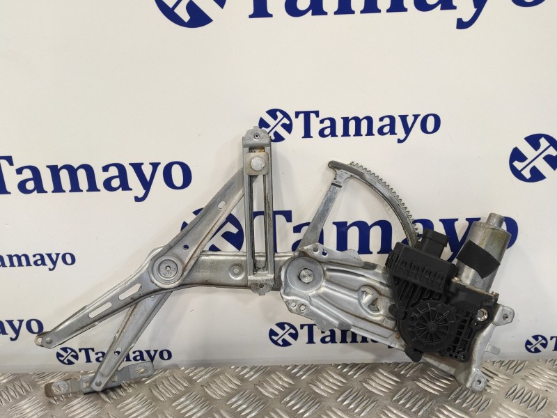 Recambio de elevalunas delantero derecho para opel astra g berlina 2.0 dti referencia OEM IAM 90521882  119951200