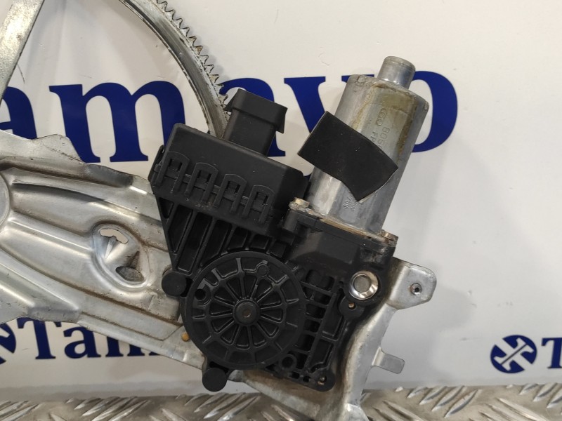 Recambio de elevalunas delantero derecho para opel astra g berlina 2.0 dti referencia OEM IAM 90521882  119951200